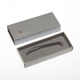 Коробка для ножей VICTORINOX 91 мм толщиной до 3 уровней, картонная, серебристая