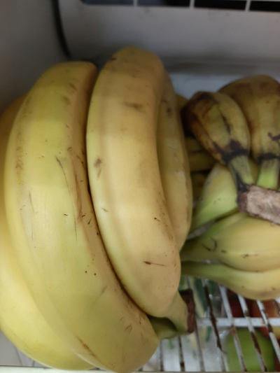 Бананы 1кг.